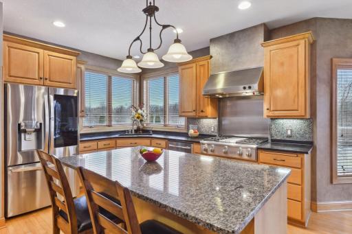 2885 Becker Road, Maple Plain, MN 55359