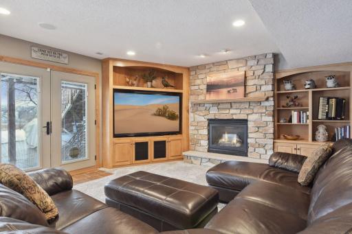 2885 Becker Road, Maple Plain, MN 55359