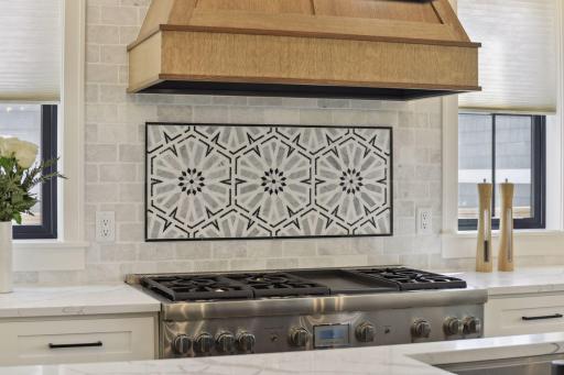 48" Thermador dual fuel range with double oven will please any chef.