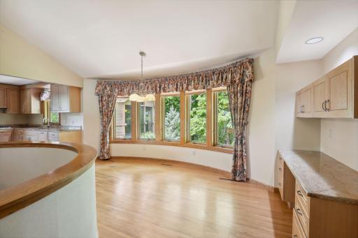 65 Gideons Point Road, Excelsior, MN 55331