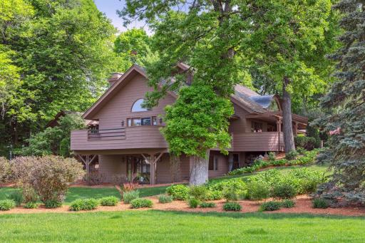 65 Gideons Point Road, Excelsior, MN 55331
