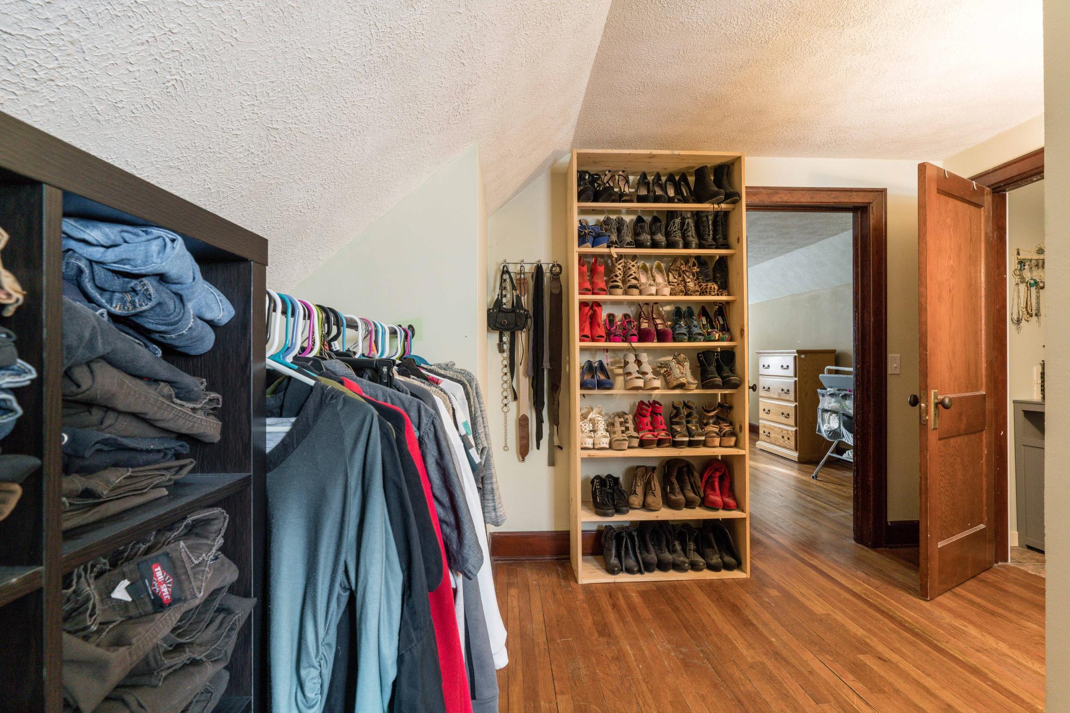 Upper Floor Space