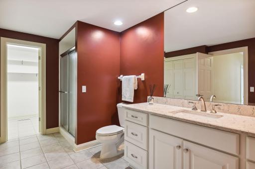 18038 Bearpath Trail, Eden Prairie, MN 55347