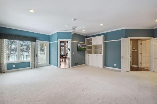 18038 Bearpath Trail, Eden Prairie, MN 55347