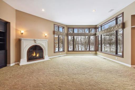 18038 Bearpath Trail, Eden Prairie, MN 55347