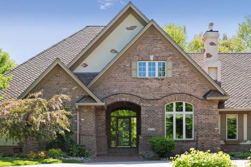 18038 Bearpath Trail, Eden Prairie, MN 55347