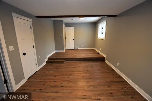 108 12th Avenue SE, Roseau, MN 56751