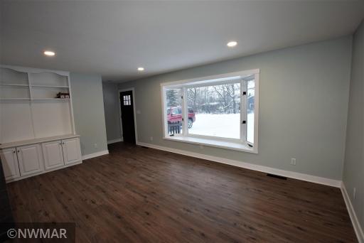 108 12th Avenue SE, Roseau, MN 56751