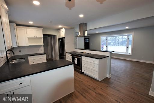 108 12th Avenue SE, Roseau, MN 56751