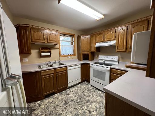 227 4th Street S, Greenbush, MN 56726