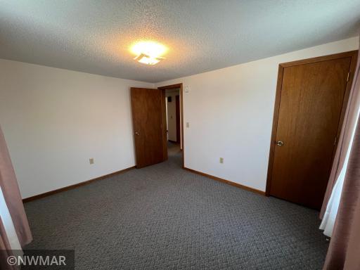 227 4th Street S, Greenbush, MN 56726