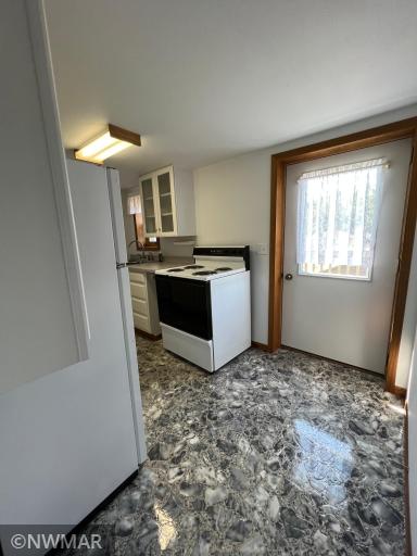 227 4th Street S, Greenbush, MN 56726