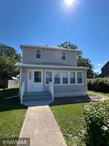227 4th Street S, Greenbush, MN 56726