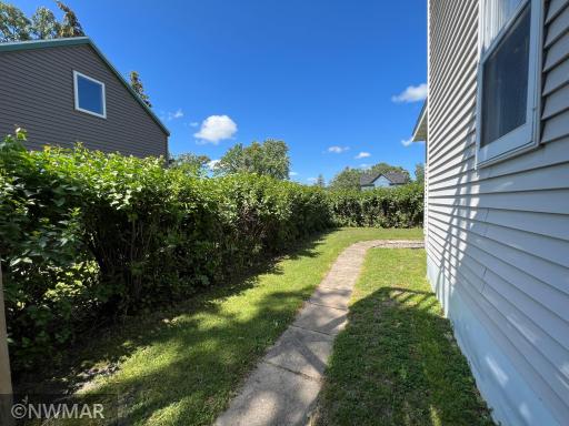 227 4th Street S, Greenbush, MN 56726