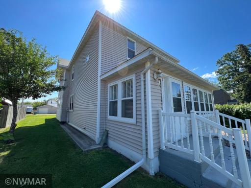 227 4th Street S, Greenbush, MN 56726