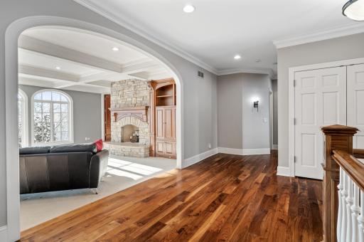 1820 Crosby Road, Wayzata, MN 55391