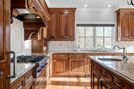 1820 Crosby Road, Wayzata, MN 55391