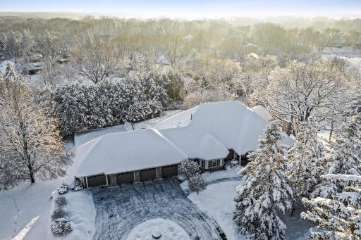 1820 Crosby Road, Wayzata, MN 55391