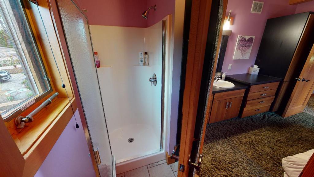 13386-Indian-Beach-Rd-Spicer-06052020_230218