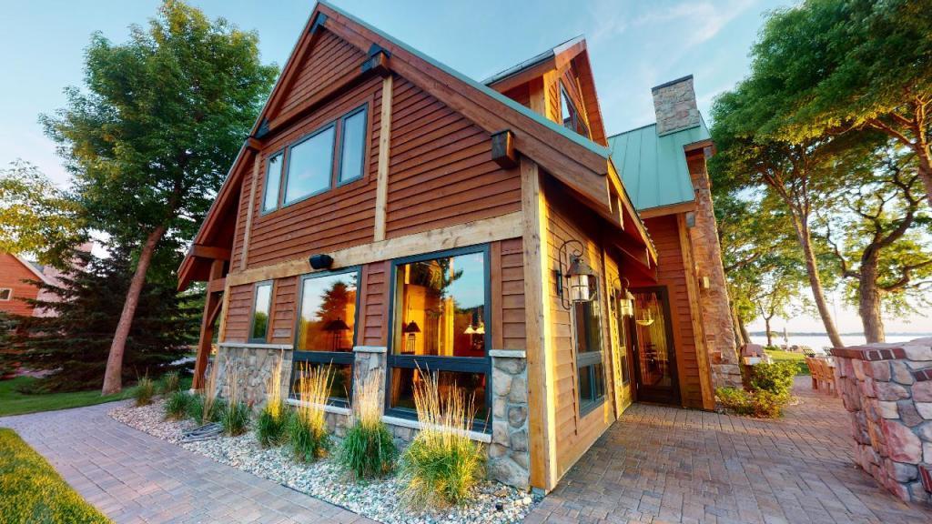 13386-Indian-Beach-Rd-Spicer-06052020_214341