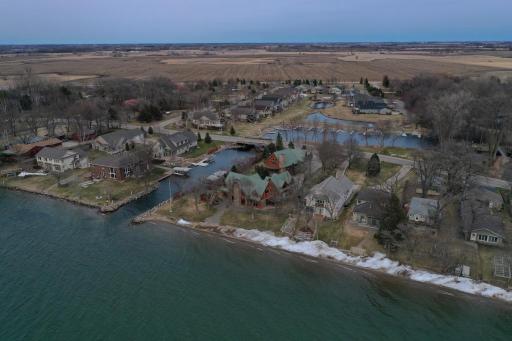 13386 Indian Beach Road, Spicer, MN 56288