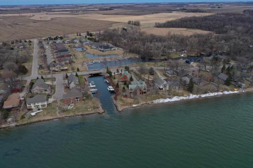 13386 Indian Beach Road, Spicer, MN 56288
