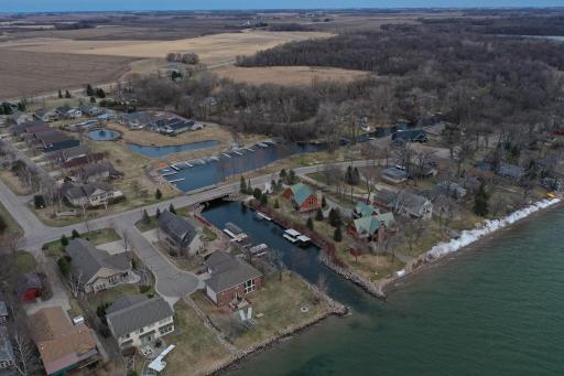 13386 Indian Beach Road, Spicer, MN 56288