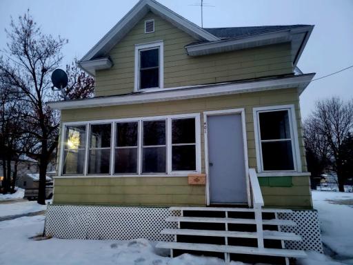 401 9th Street NE, Austin, MN 55912