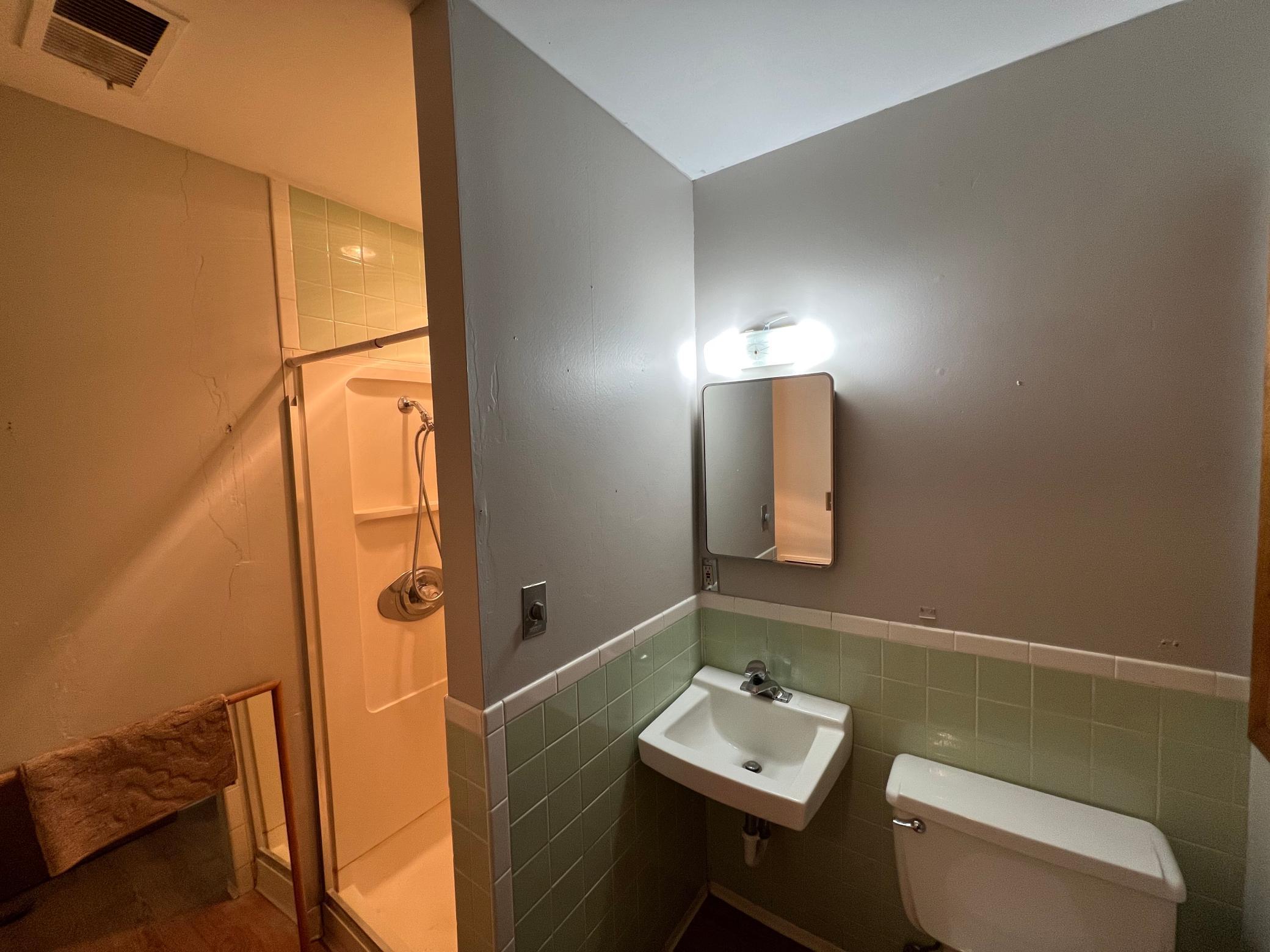 Unit 2 Bathroom