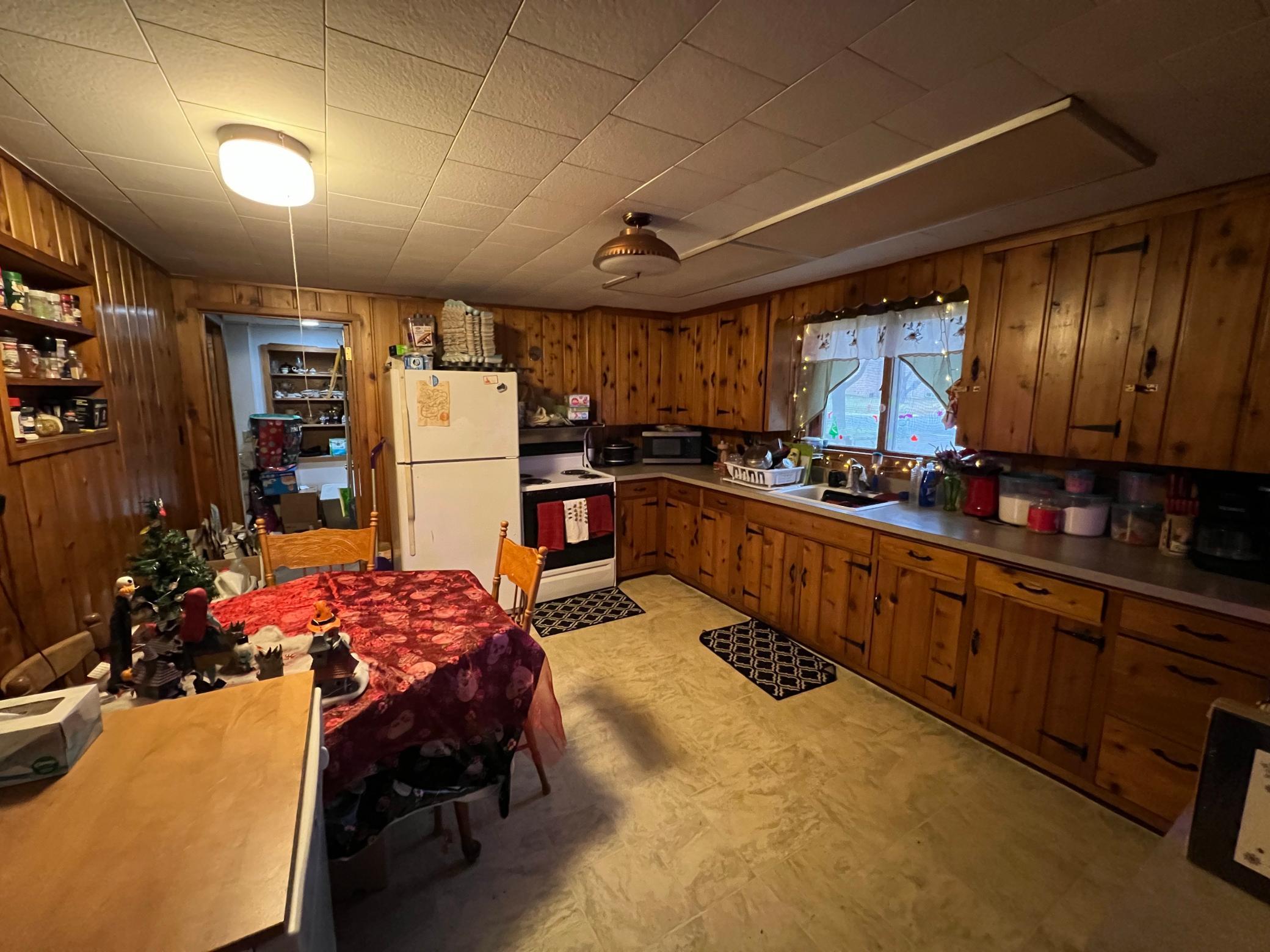 Unit 3 - Kitchen/Dining