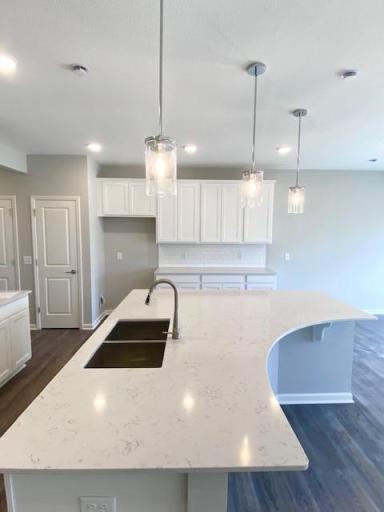 217 Junco Road N, Lake Elmo, MN 55042
