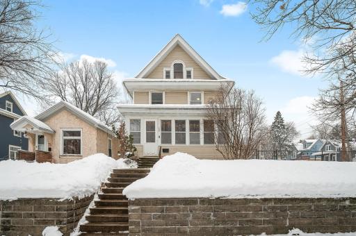 298 Baker Street E, Saint Paul, MN 55107