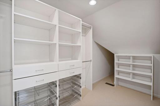 1712 Dupont Avenue S, Minneapolis, MN 55403