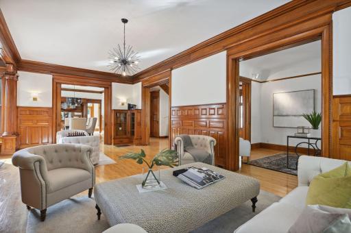 1712 Dupont Avenue S, Minneapolis, MN 55403