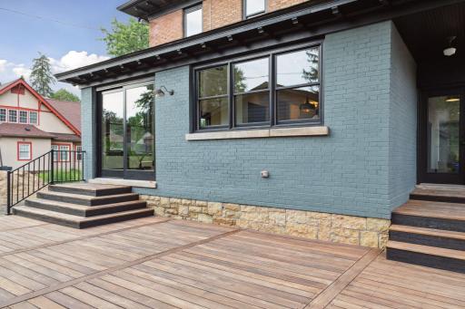 1528 Lincoln Avenue, Saint Paul, MN 55105