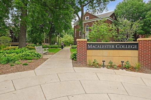 1528 Lincoln Avenue, Saint Paul, MN 55105