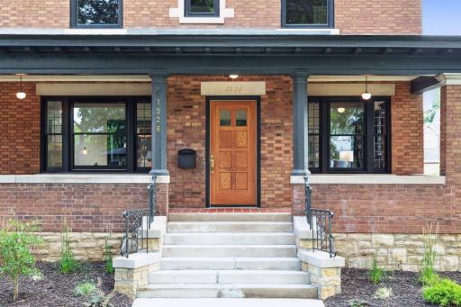 1528 Lincoln Avenue, Saint Paul, MN 55105