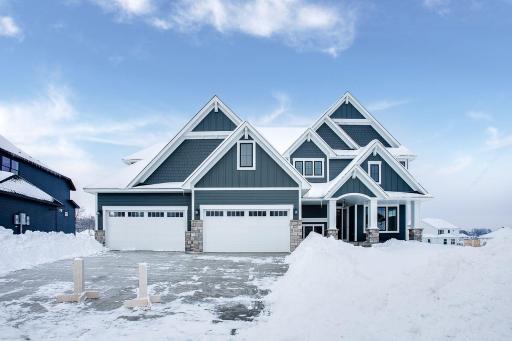 17040 46th Avenue N, Plymouth, MN 55446