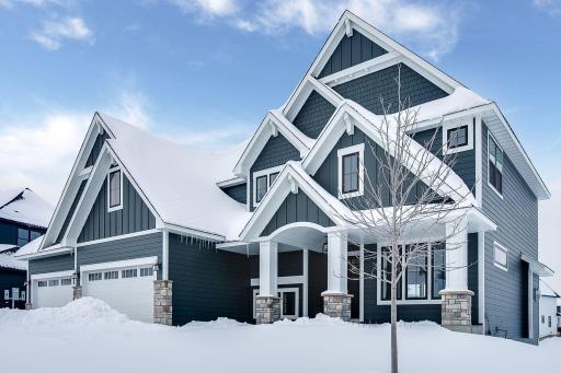 17040 46th Avenue N, Plymouth, MN 55446