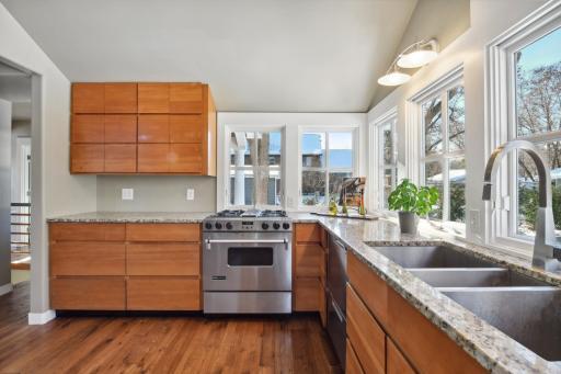 Jenn Air downdraft range