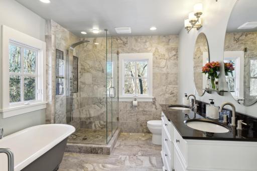 Spa-like Primary ensuite.