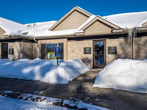 7206 Forestview Lane N