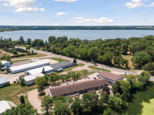1205 S Sibley Avenue, Litchfield, MN 55355