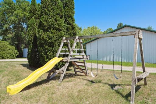 1205 S Sibley Avenue, Litchfield, MN 55355