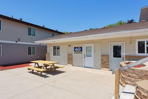 1205 S Sibley Avenue, Litchfield, MN 55355