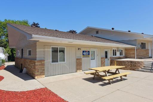 1205 S Sibley Avenue, Litchfield, MN 55355