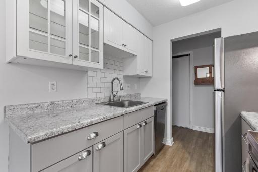 807 11th Avenue S, 7, Hopkins, MN 55343