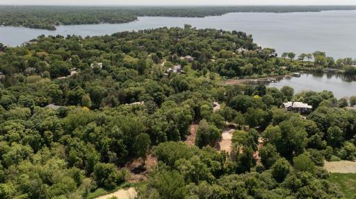 425 Ferndale Woods Road, Wayzata, MN 55391