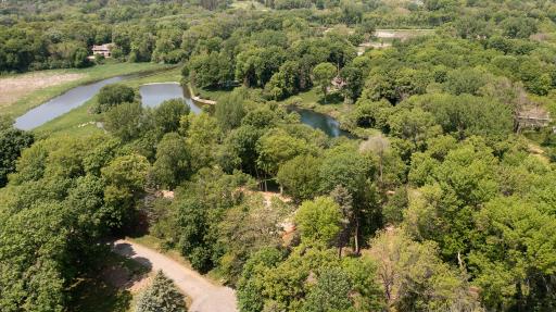 425 Ferndale Woods Road, Wayzata, MN 55391