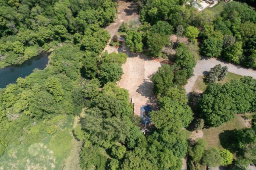 425 Ferndale Woods Road, Wayzata, MN 55391